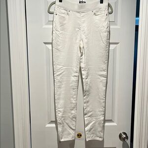 Martha Stewart White Skinny Jeans with Ankle Zips